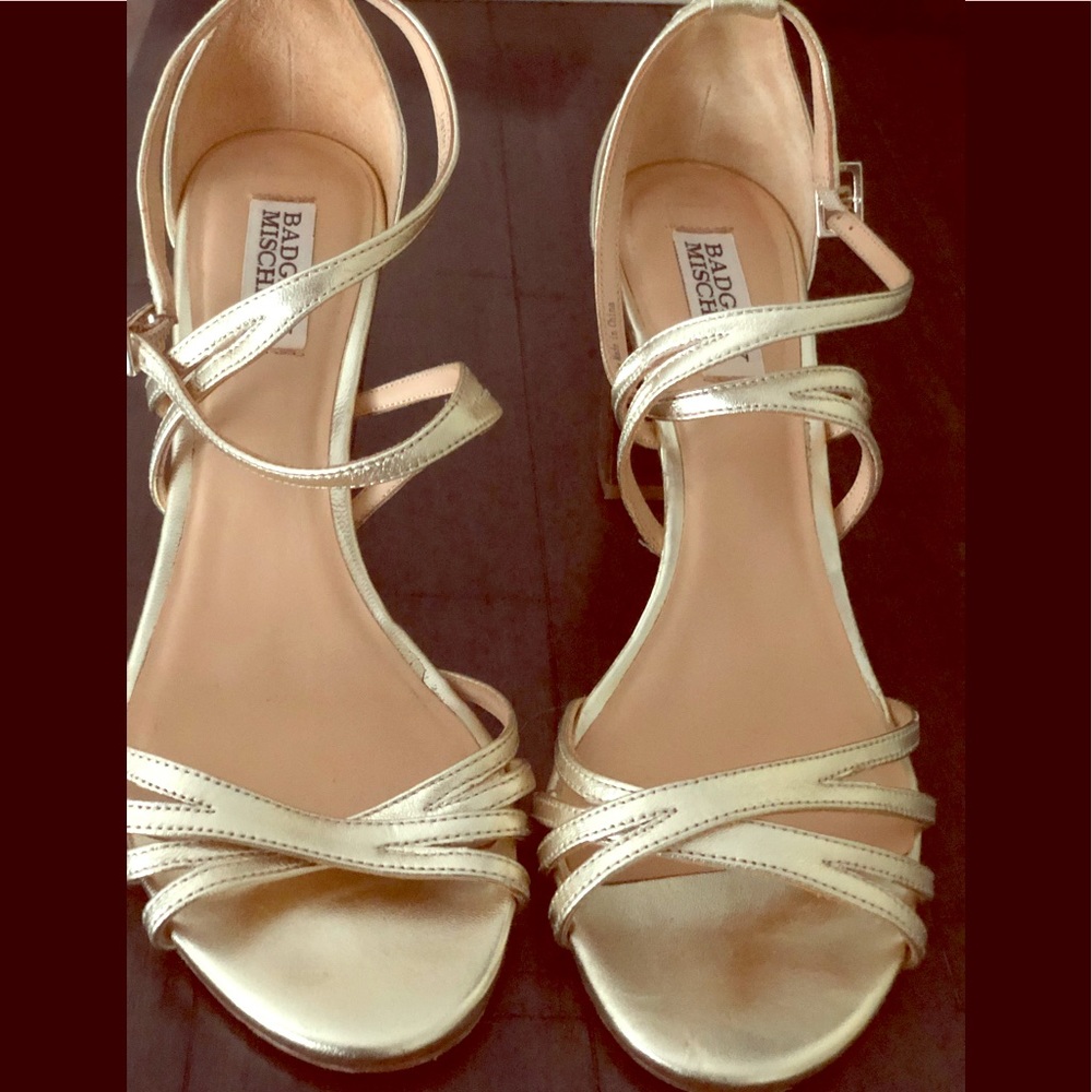 Badgley Mischka block heel sandals